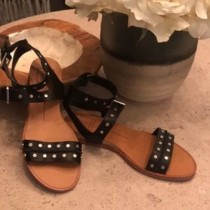 Dolce Vita Sandals size 6-1/2